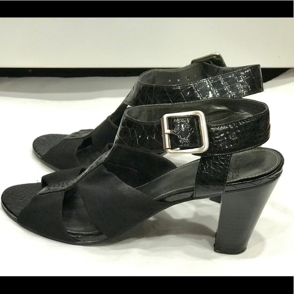 Black Sandals